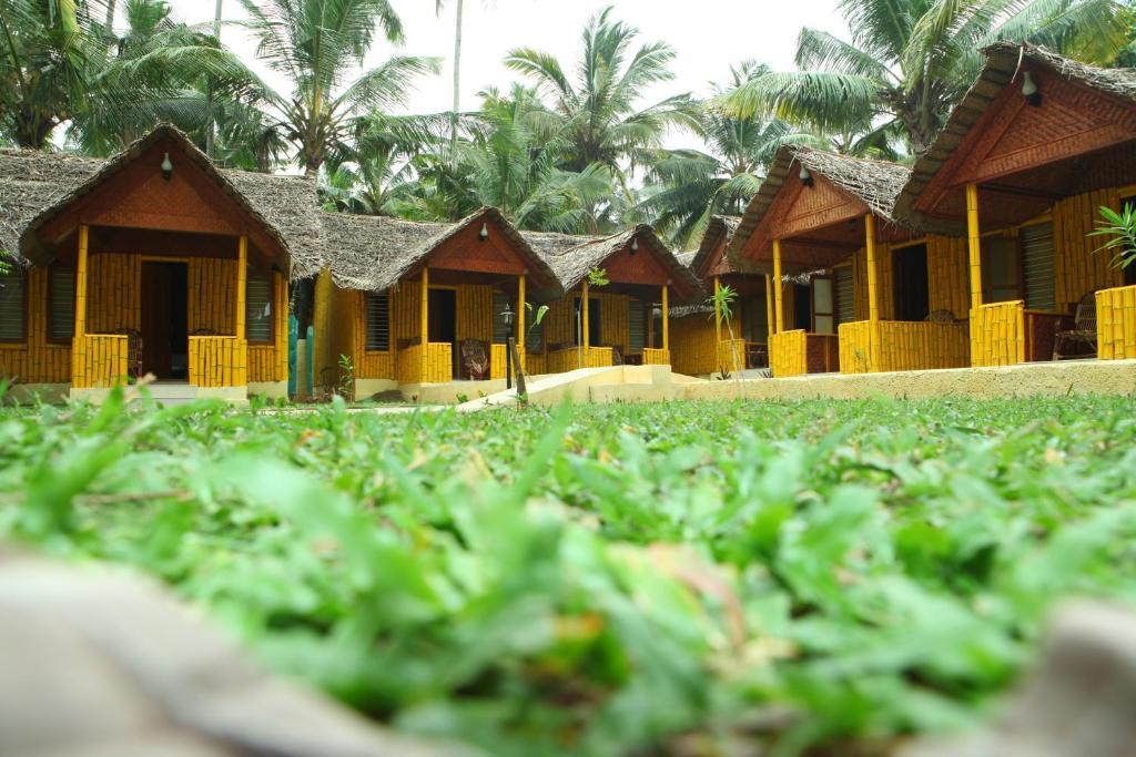 Savithri Inn Bamboo Cottages & Resorts Varkala Εξωτερικό φωτογραφία