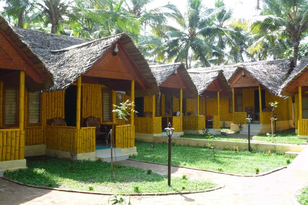 Savithri Inn Bamboo Cottages & Resorts Varkala Εξωτερικό φωτογραφία