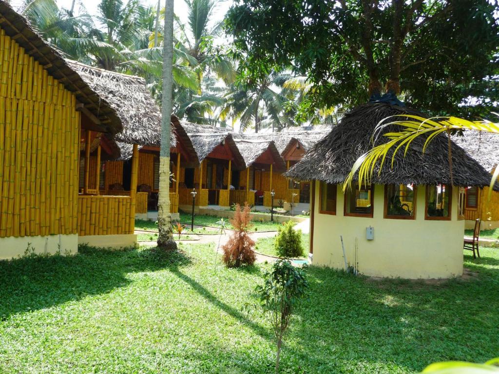Savithri Inn Bamboo Cottages & Resorts Varkala Εξωτερικό φωτογραφία