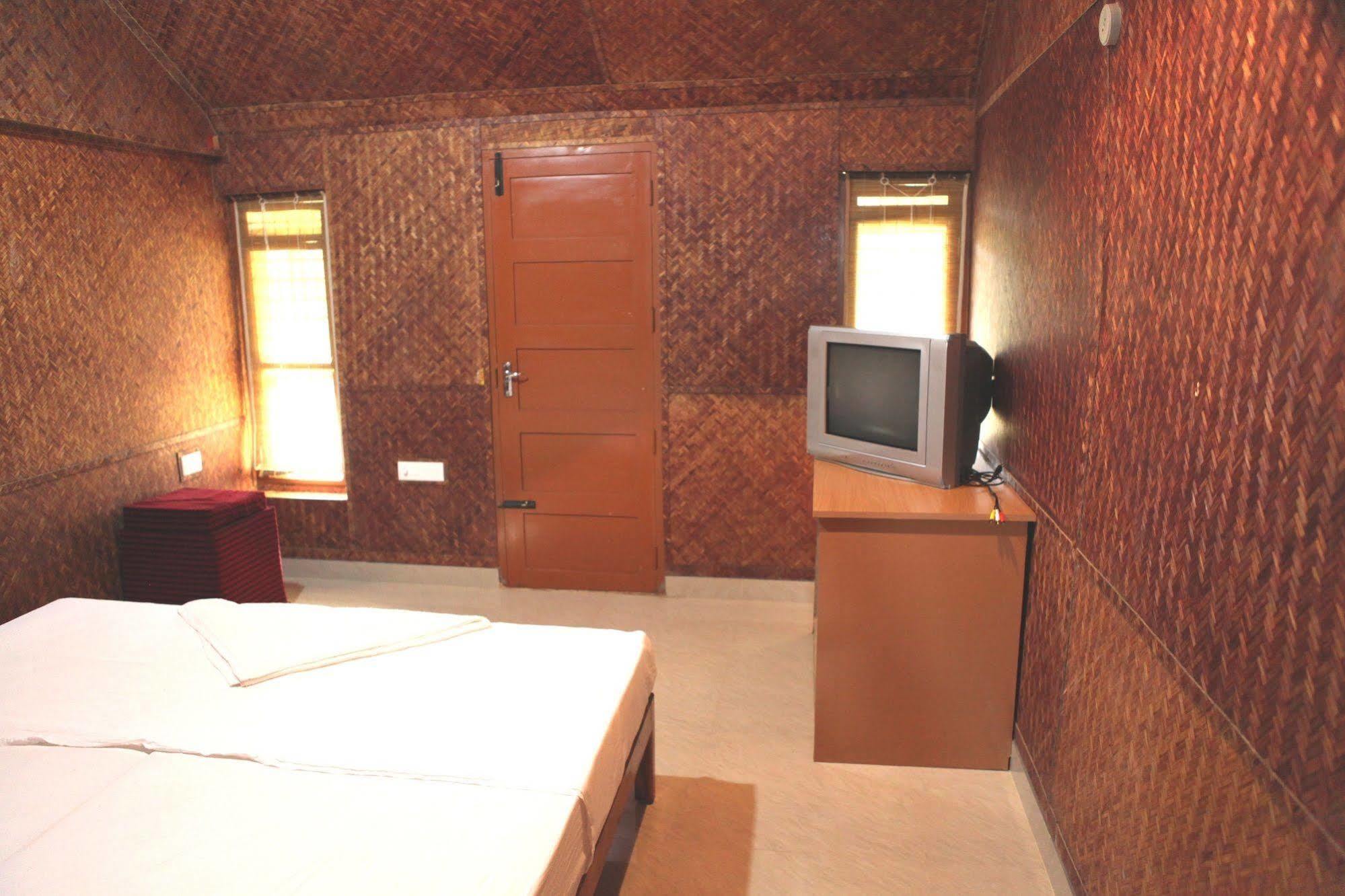 Savithri Inn Bamboo Cottages & Resorts Varkala Εξωτερικό φωτογραφία