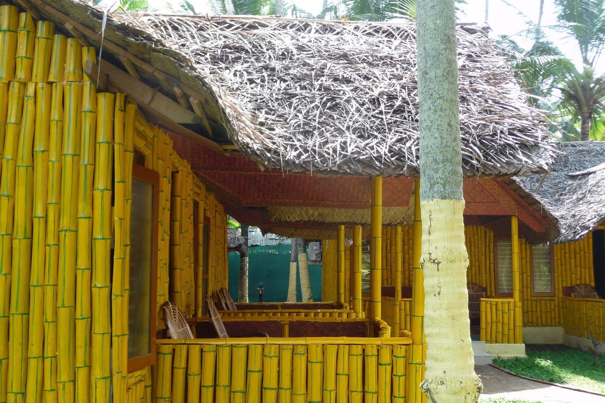 Savithri Inn Bamboo Cottages & Resorts Varkala Εξωτερικό φωτογραφία